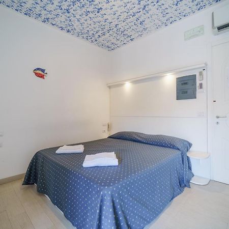 Affittacamere Vista Mare Porto Azzurro Exterior foto