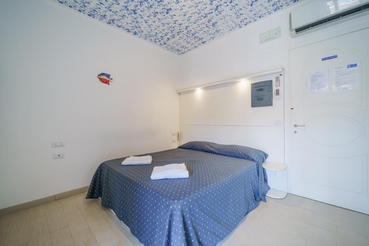 Affittacamere Vista Mare Porto Azzurro Exterior foto