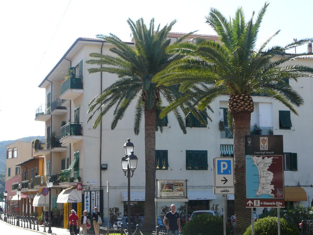 Affittacamere Vista Mare Porto Azzurro Exterior foto